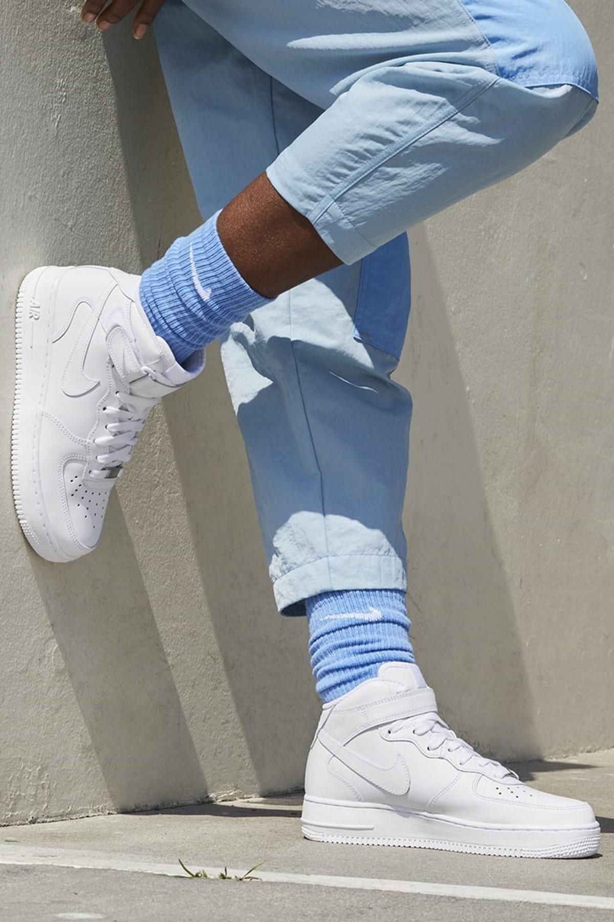 اسنیکر آدیداس Nike با کد DH29.33 FS