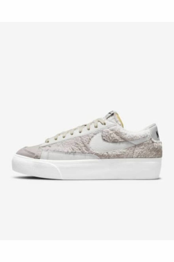 اسنیکر آدیداس Nike با کد DO6715-001