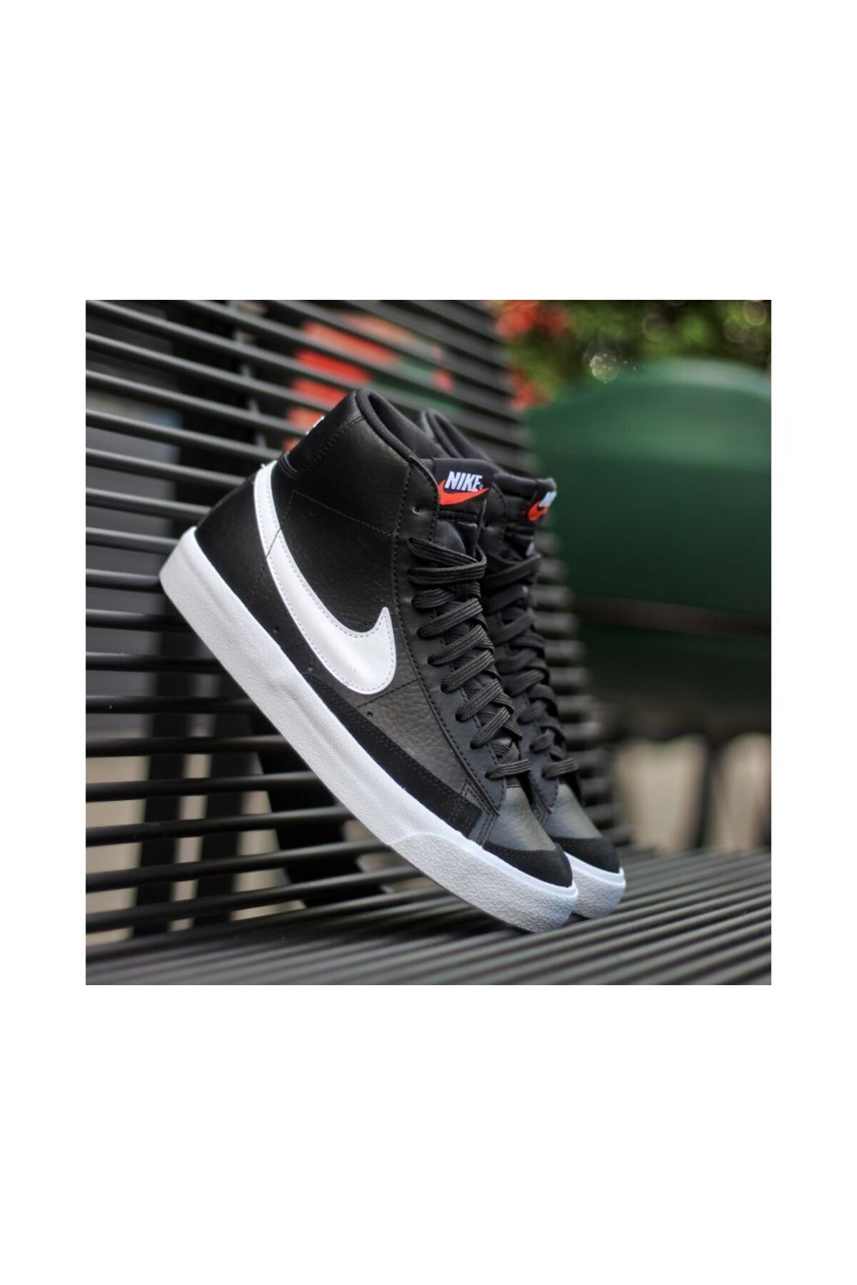 اسنیکر آدیداس Nike با کد DA4086-002