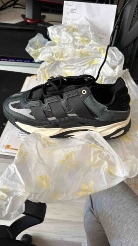 اسنیکر مردانه مشکی آدیداس | H67360 photo review